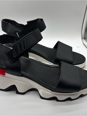 Sorel Womens 10 Kinetic Impact Aura Y-Strap Sandal Platform Wedge Black White